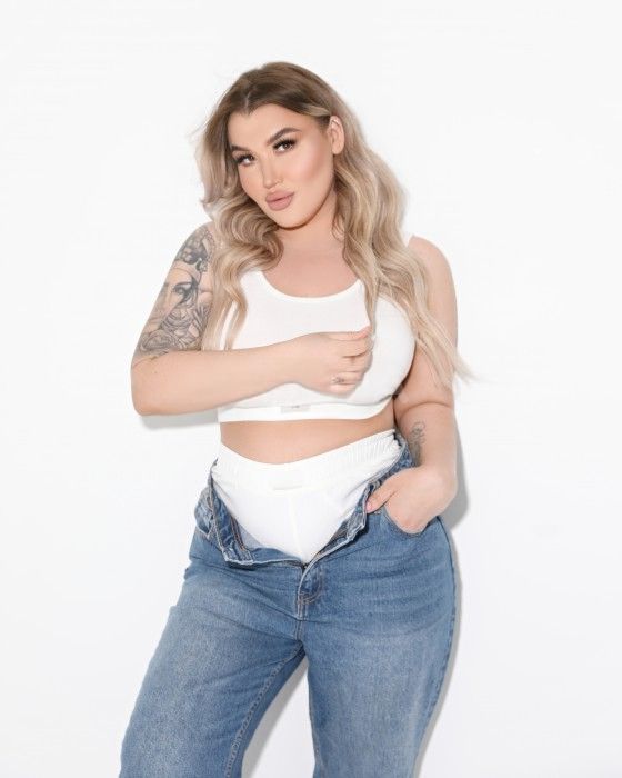 Индивидуалка Алиса ТРК Планета Фотография 