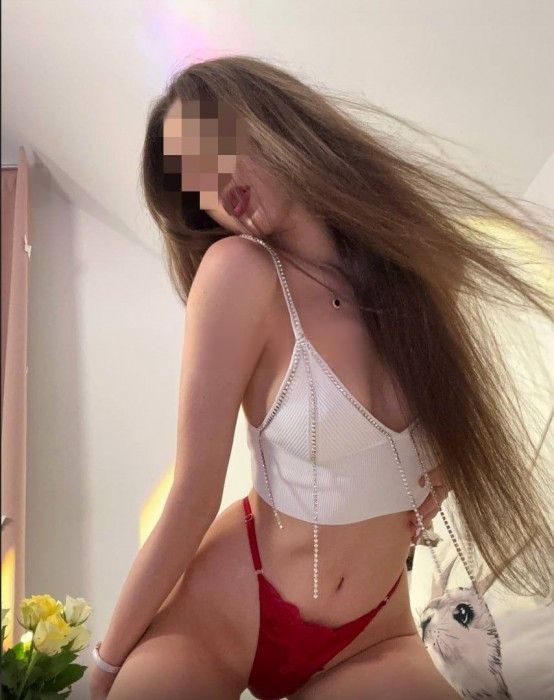 Индивидуалка Эля ТРК Семья Фотография 